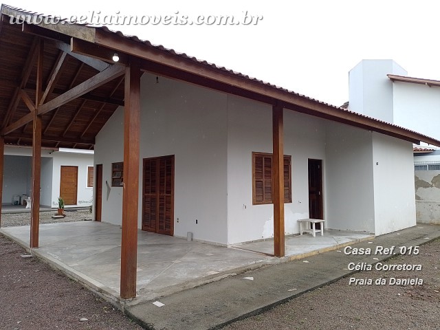 Bloco principal e varanda lateral