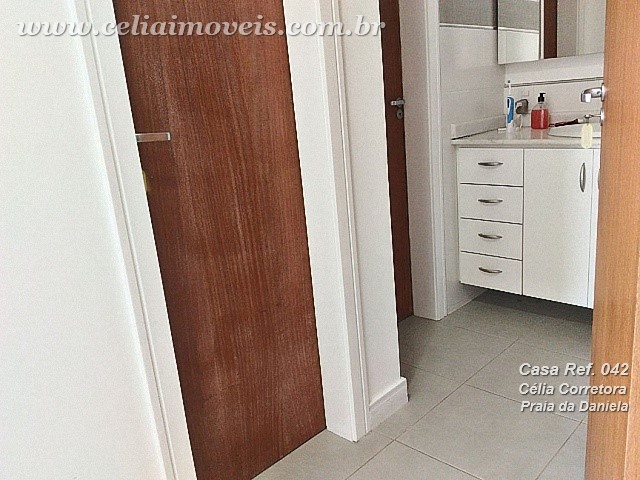 Hall superior quarto 3 (demi-suíte)
