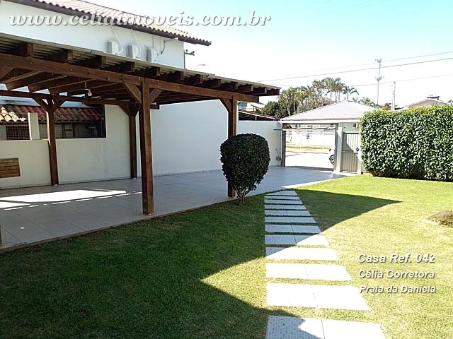 Pátio frontal - foto 1